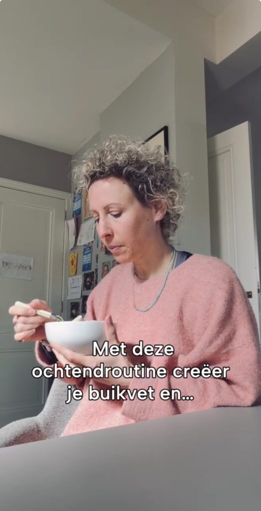 Met deze ochtendorutine creëer je buikvet en